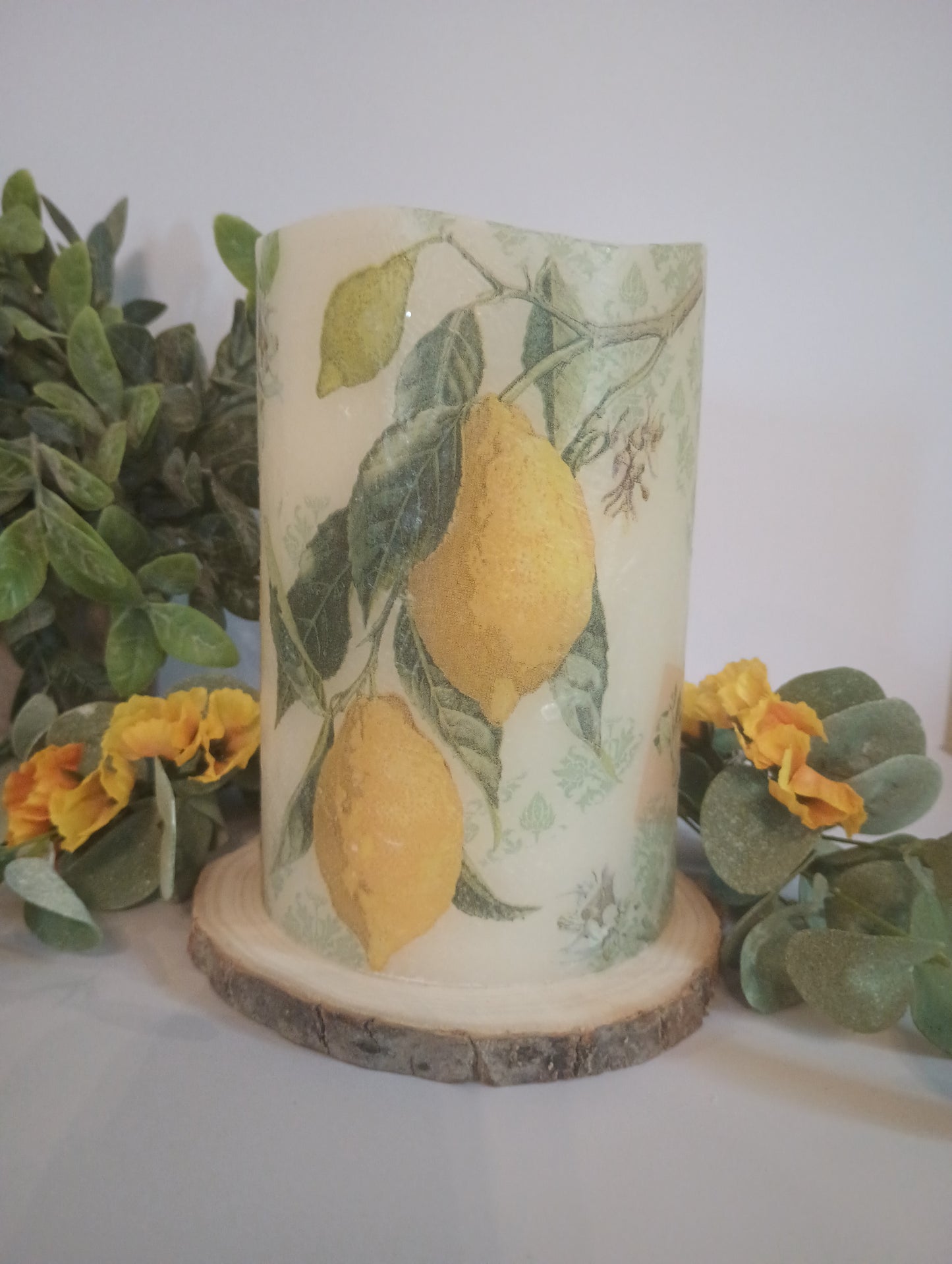 LEMON FLAMELESS CANDLE WITH TIMER/NIGHT LIGHT/ LEMON CANDLE/LEMONS/ HOUSEWARMING GIFT / LEMON LOVER GIFT IDEA/ BIRTHDAY GIFT / GIFT